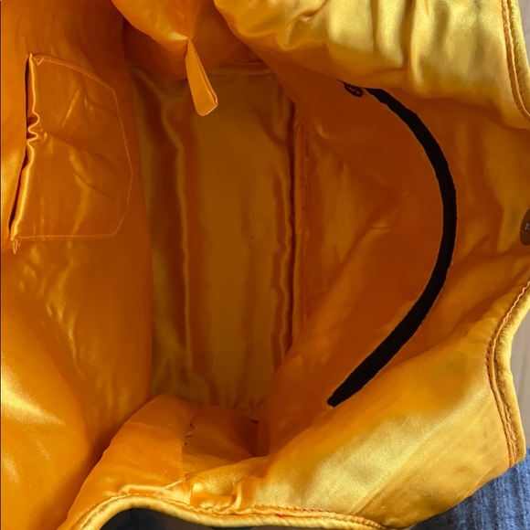 Handbag - Picture 2 of 5